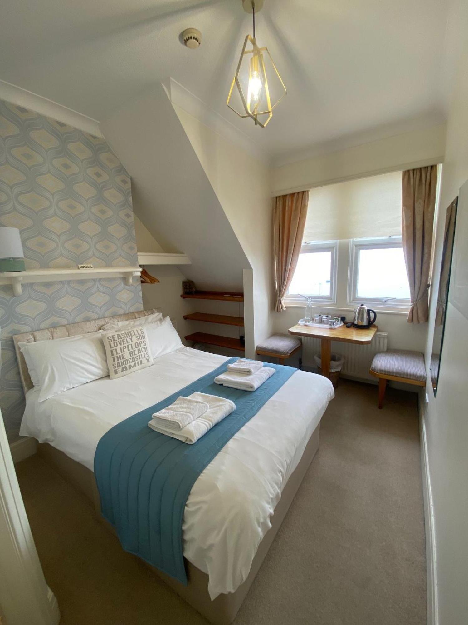 Pebbles Guest House Southend-on-Sea Habitación foto